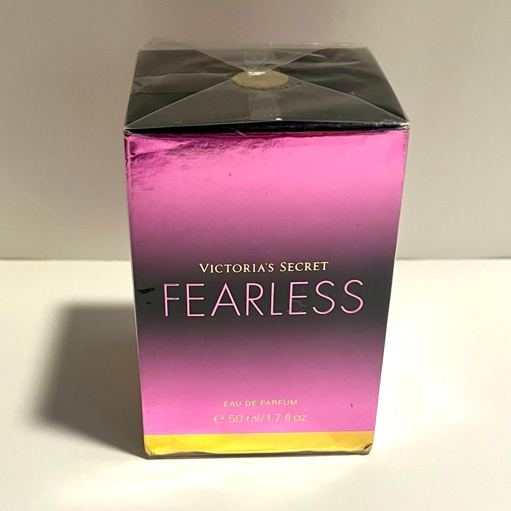 Victoria’s Secret Fearless EDP 
1.7 fl oz /  50 ml